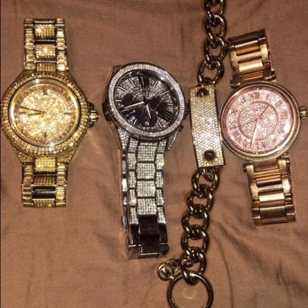 Michael Kors Watches/Bracelet